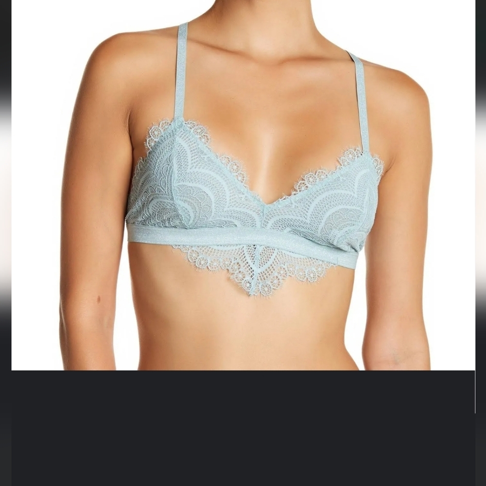 NWT Intimatley Free People Lace Bralette in Light Blue Xs